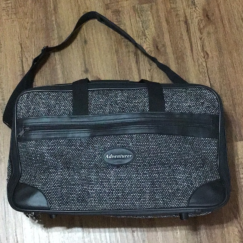 Nwot Adventurer Travel Bag Airplane Size